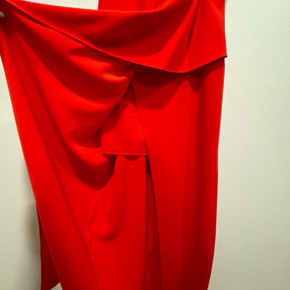 BCBG one shoulder peplum gown - Picture 6 of 13
